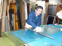 鳥取市,リフォーム,網戸,網戸張替え,ガラス修理,ガラス補修,エクステリア工事,鍵取替え,アートガラスエム・エイ